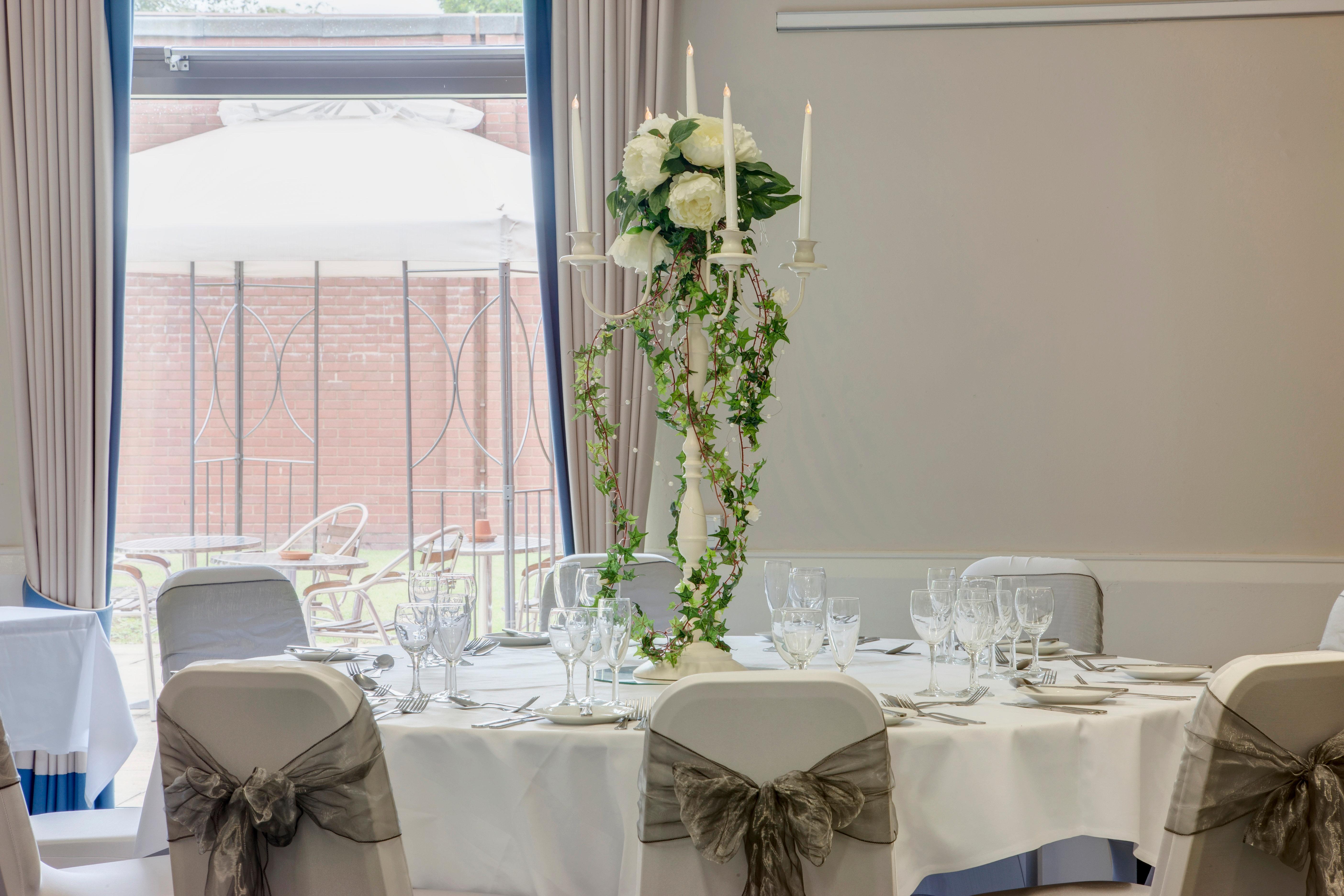 Holiday Inn Haydock By Ihg Exterior foto