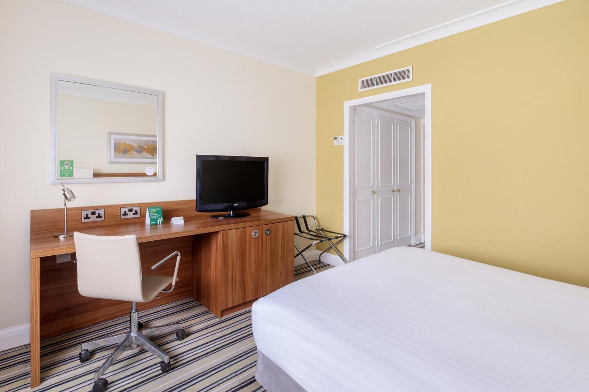 Holiday Inn Haydock By Ihg Exterior foto